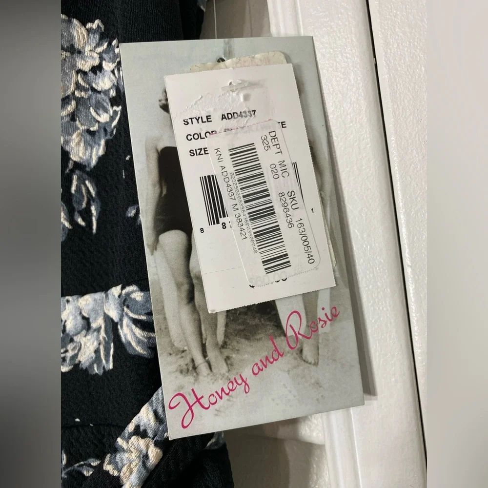 NWT Medium Honey and Rosie Floral Black White Gray Blue Romper Jumpsuit - Picture 7 of 7